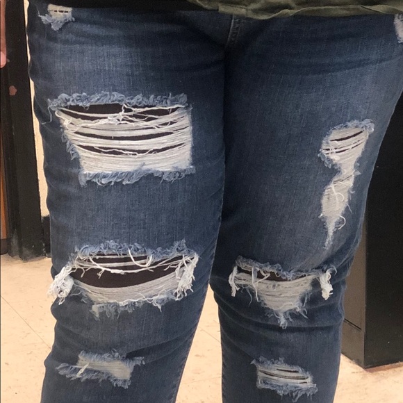 Semi Distressed Denim - Picture 3 of 4